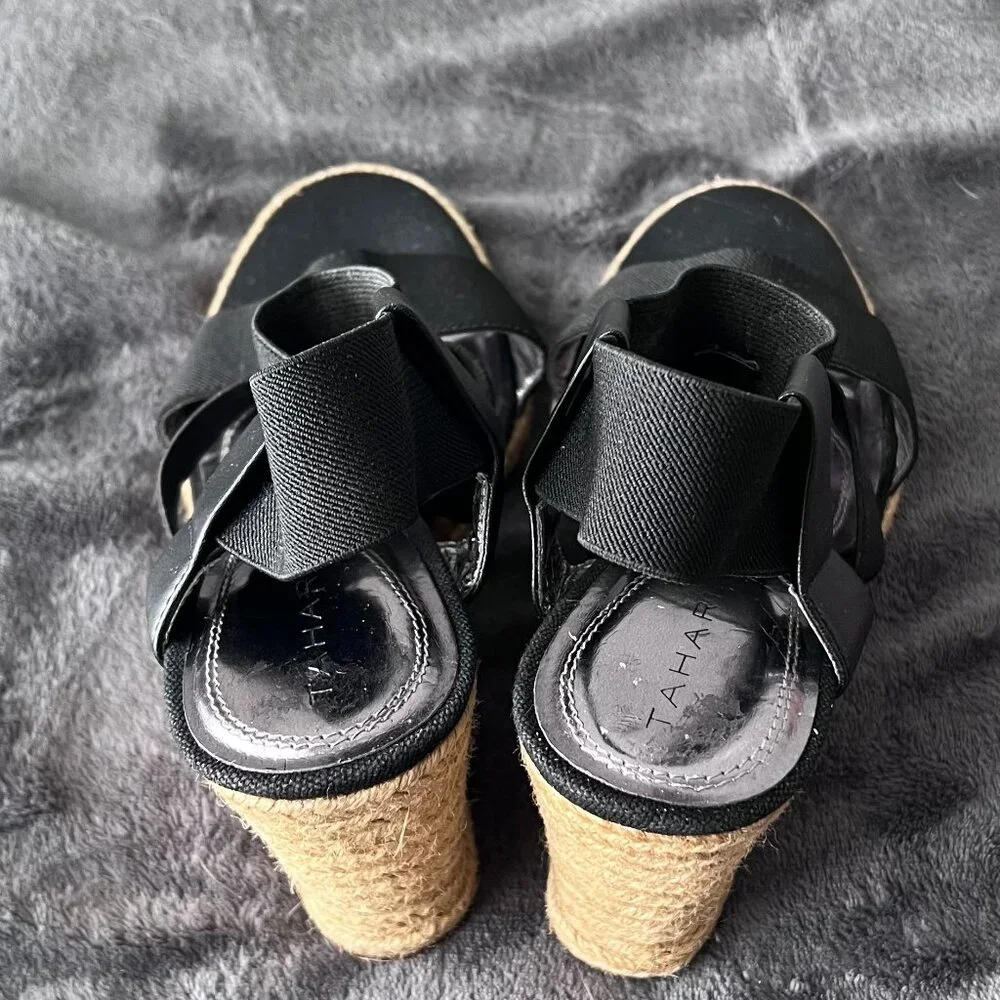 Tahari Wiley‎ Wedge Espadrille Sandal in Back Ladies Size 9.5